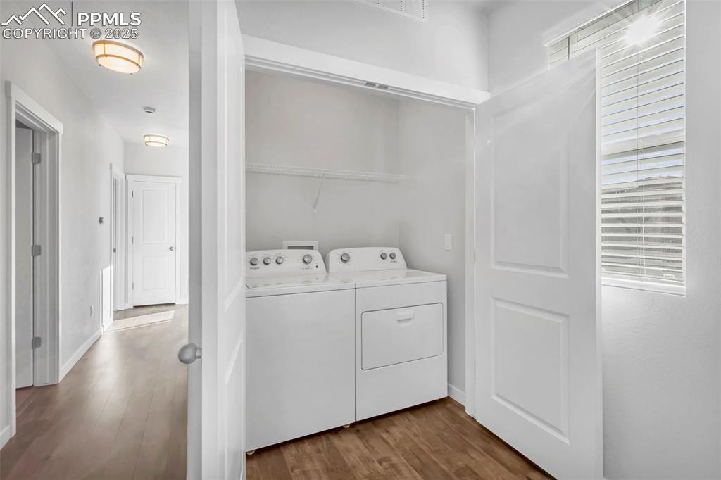 Image 3 of 23: Lower level unit