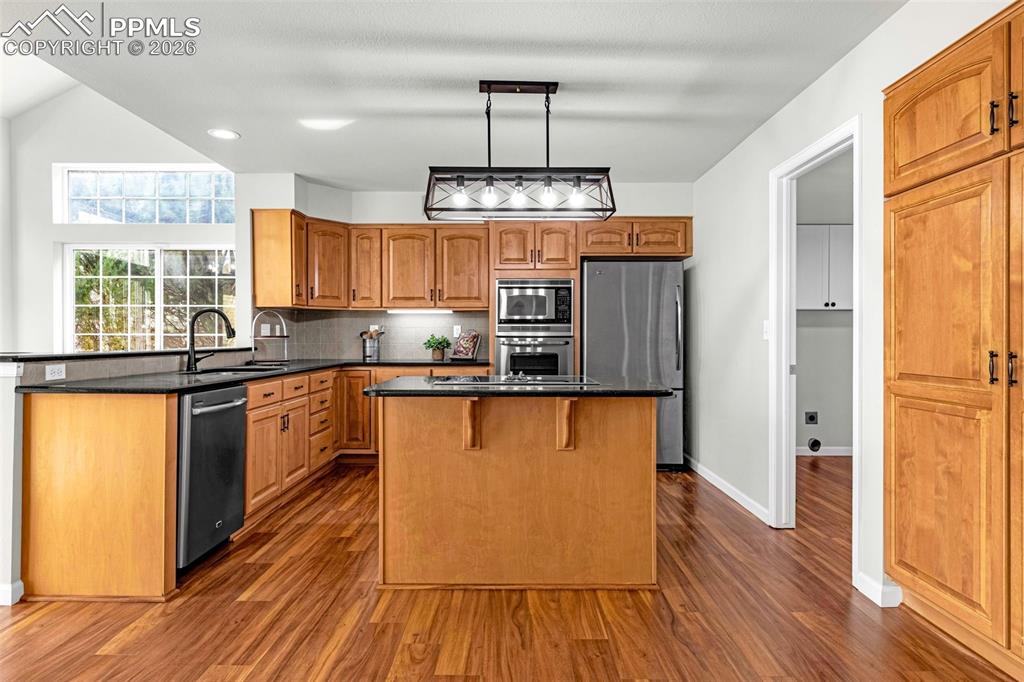 Image 12 of 47: Kitchen