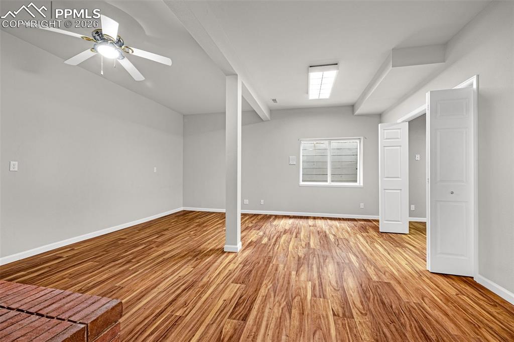 Image 36 of 47: Bedroom