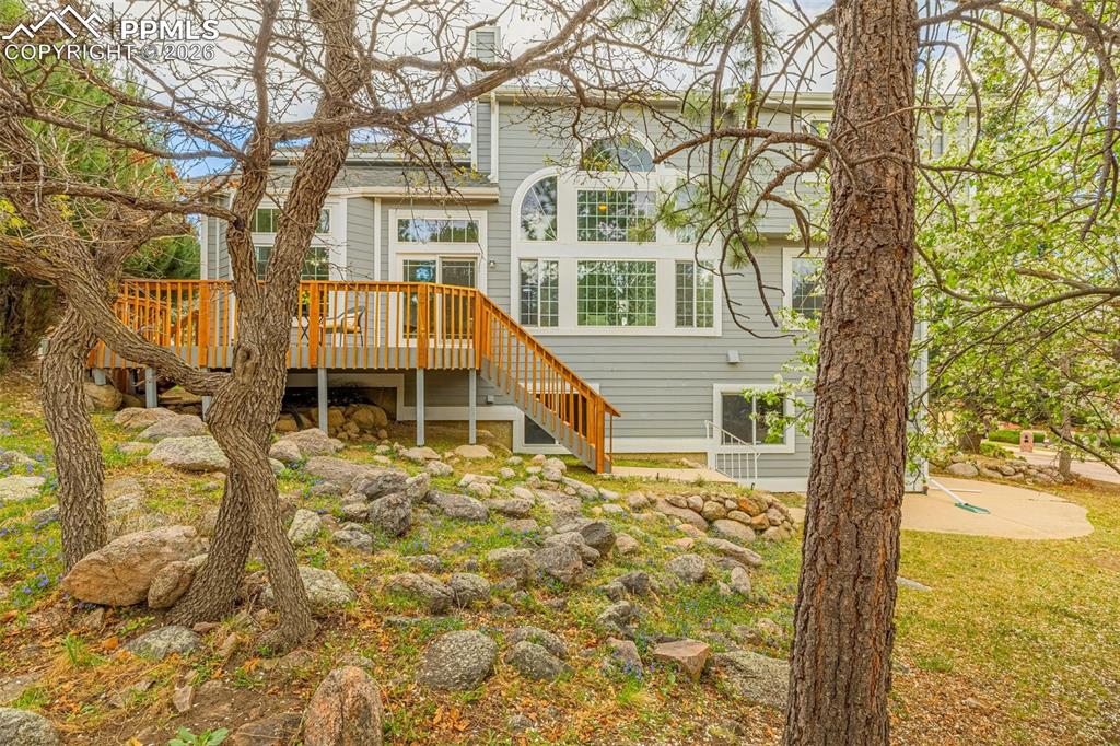 Image 40 of 47: Back of Structure