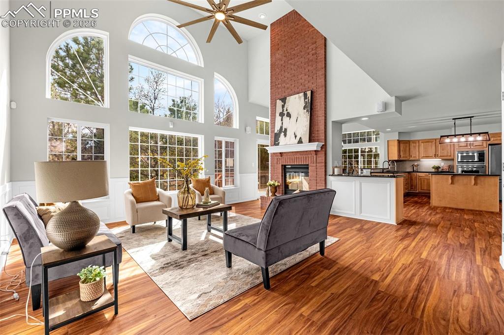 Image 8 of 47: Living Room