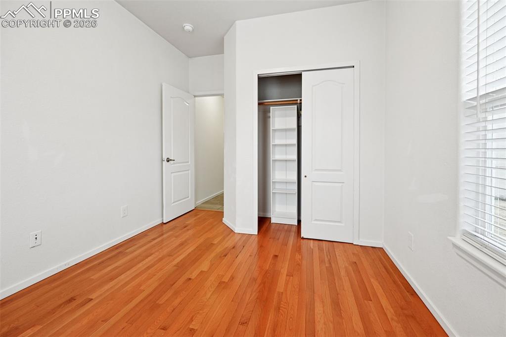 Image 10 of 37: Makes a great home office!