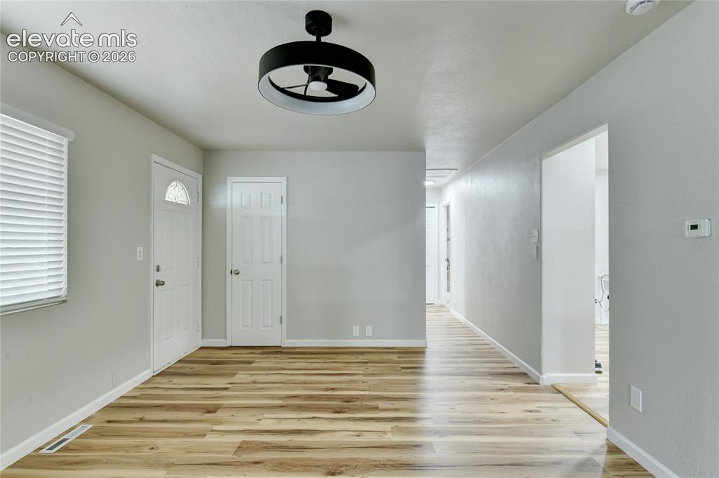 Image 4 of 23: Entry