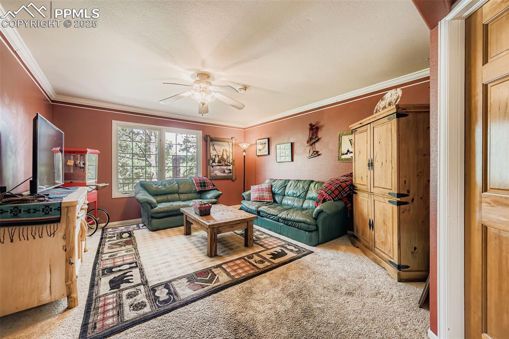 Image 11 of 47: Bedroom