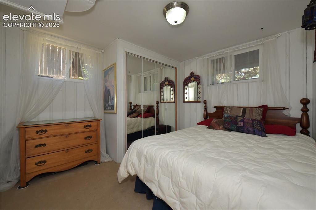 Image 25 of 48: Bedroom