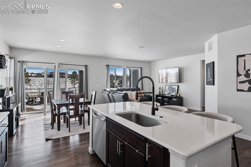 Image 11 of 48: Kitchen