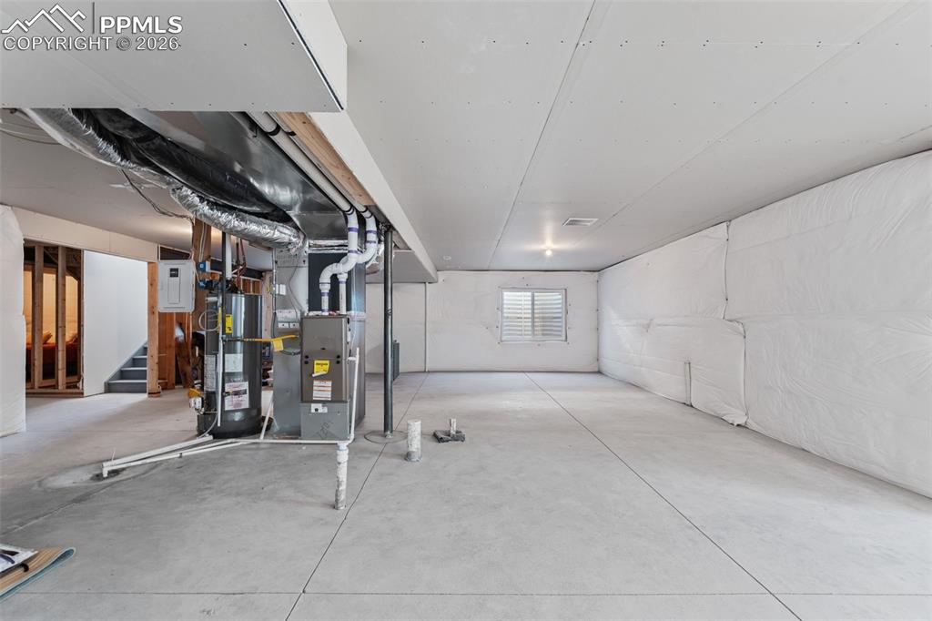 Image 32 of 48: Basement