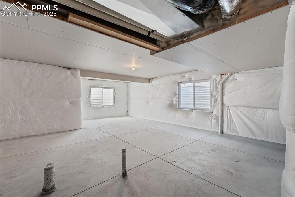 Image 33 of 48: Basement