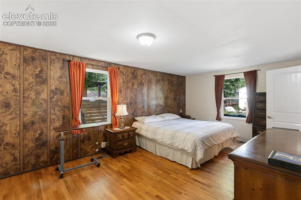 Image 16 of 37: Master Bedroom