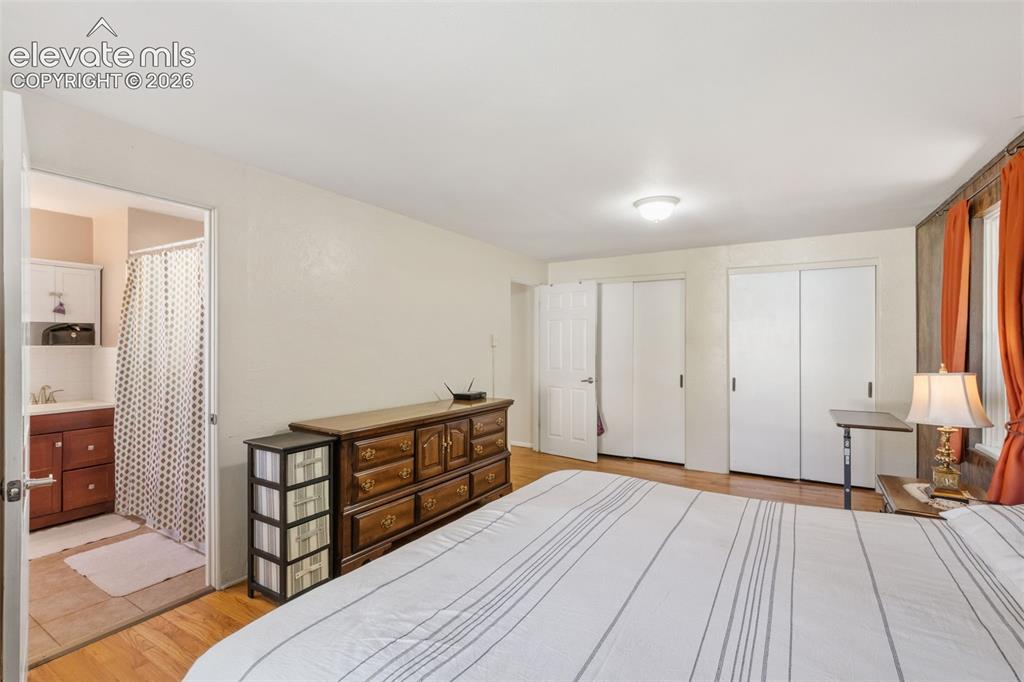 Image 19 of 37: Master Bedroom