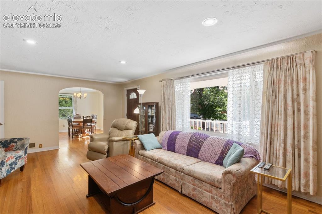 Image 6 of 37: Living Room