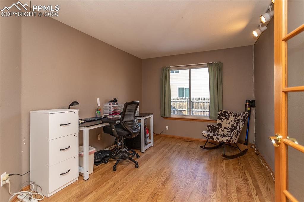 Image 21 of 50: Main level office