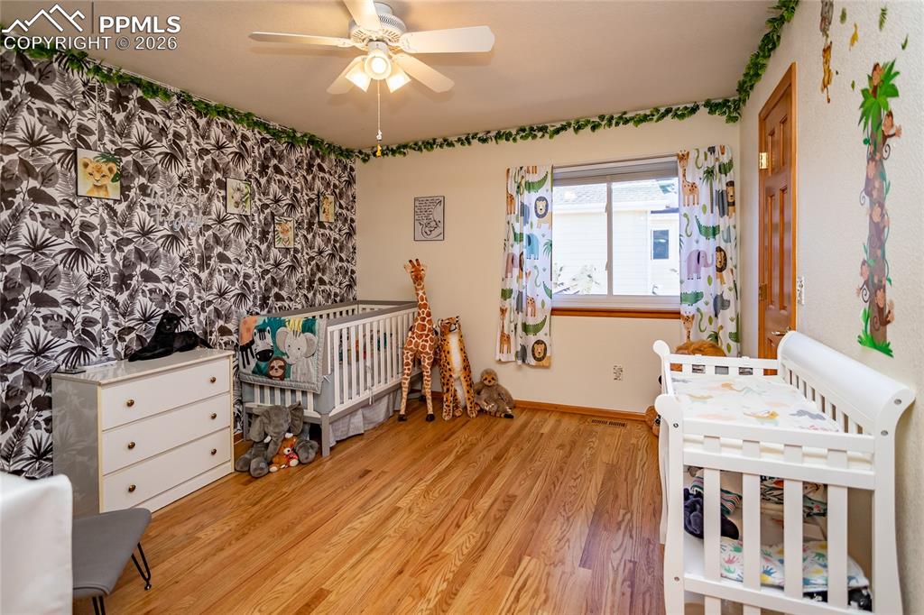 Image 42 of 50: Third bedroom