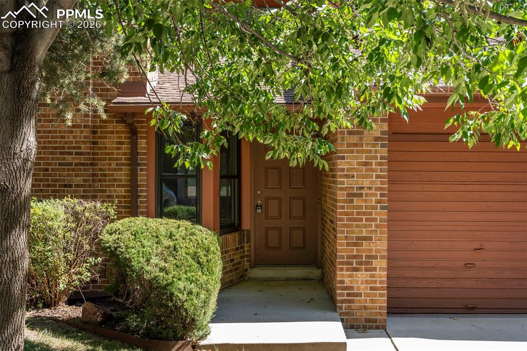 Image 3 of 33: No Description Available