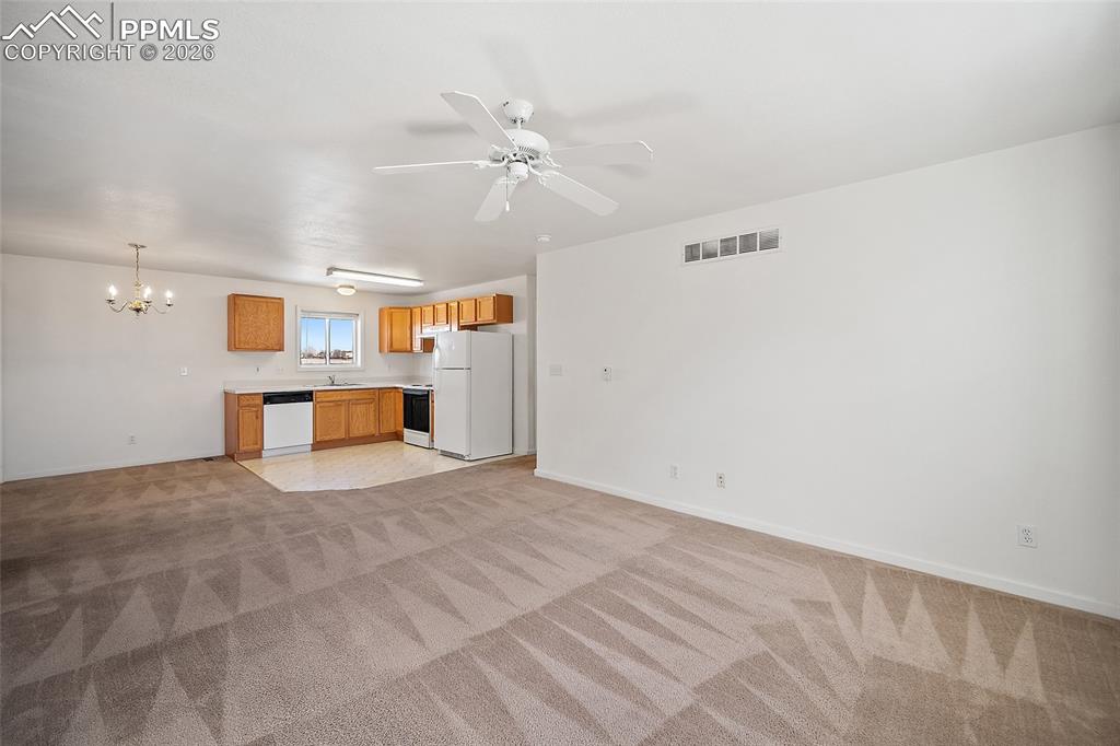 Image 9 of 31: Living Room