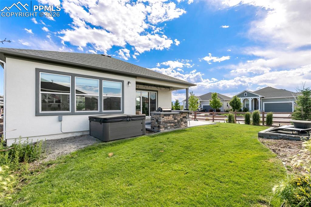 Image 40 of 42: Back of Structure