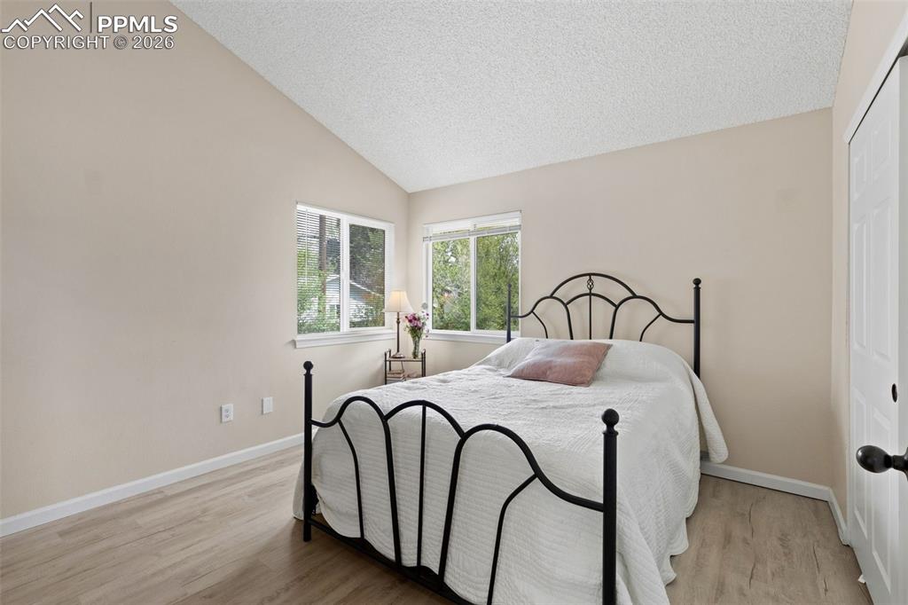 Image 23 of 37: Bedroom