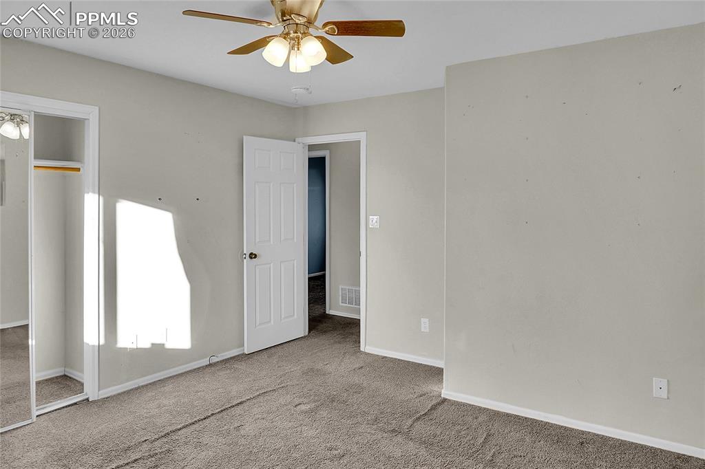 Image 18 of 33: Master Bedroom