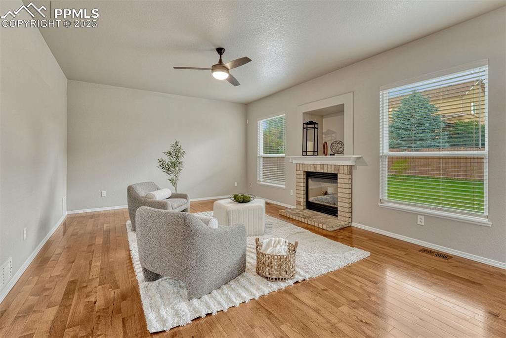 Image 12 of 29: Living Room