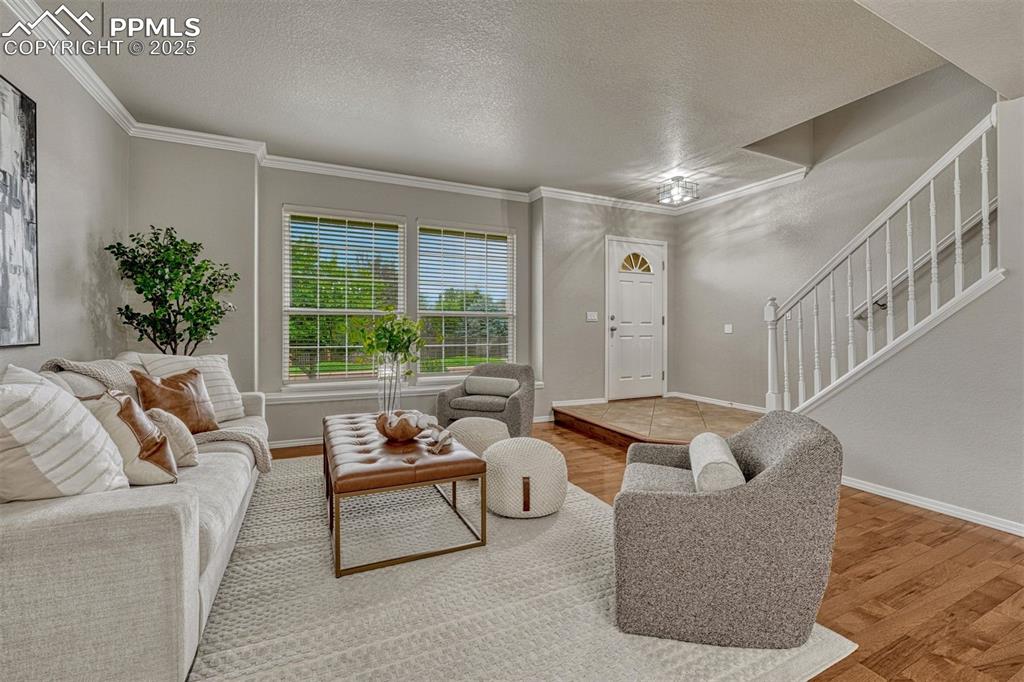 Image 9 of 29: Living Room