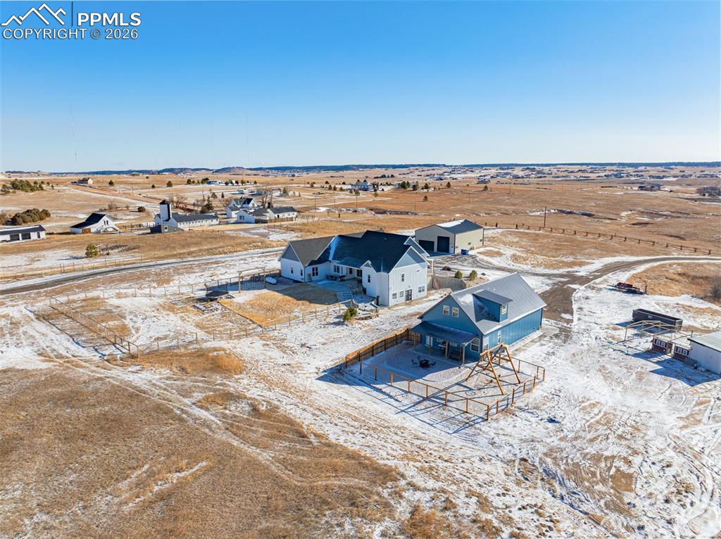 Image 38 of 50: Floor Plan