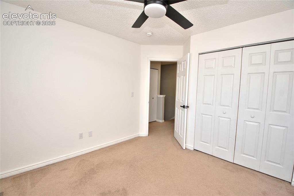 Image 18 of 28: Bedroom
