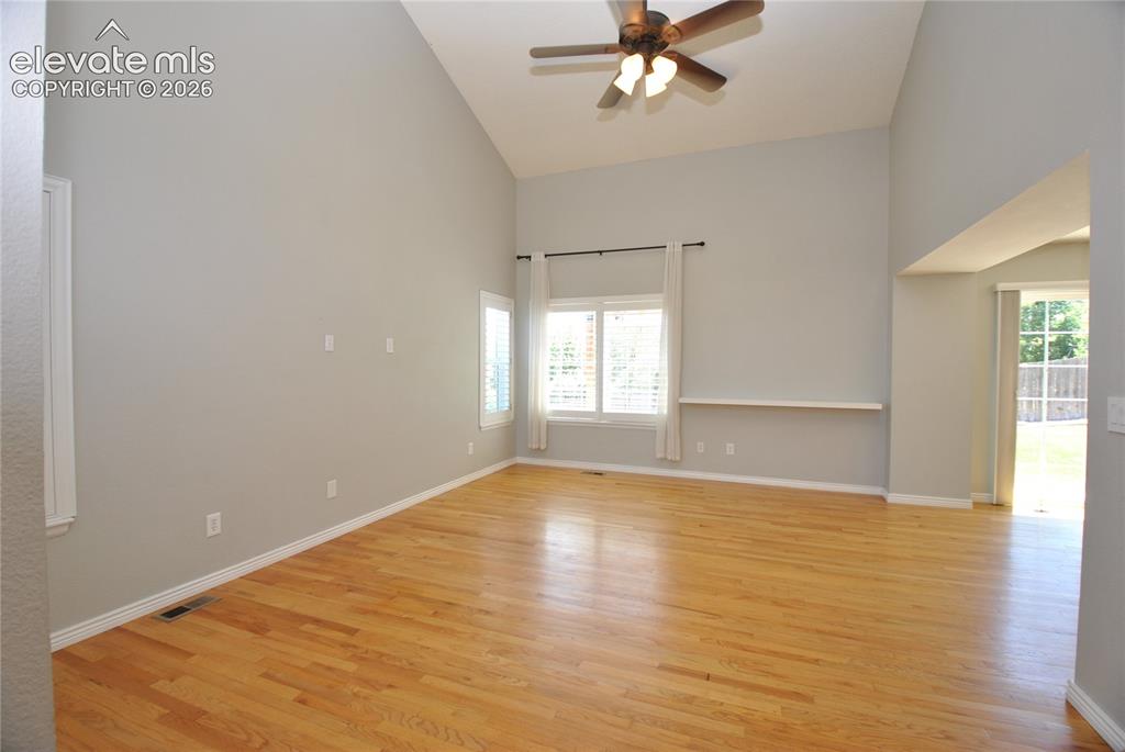 Image 3 of 28: Living Room