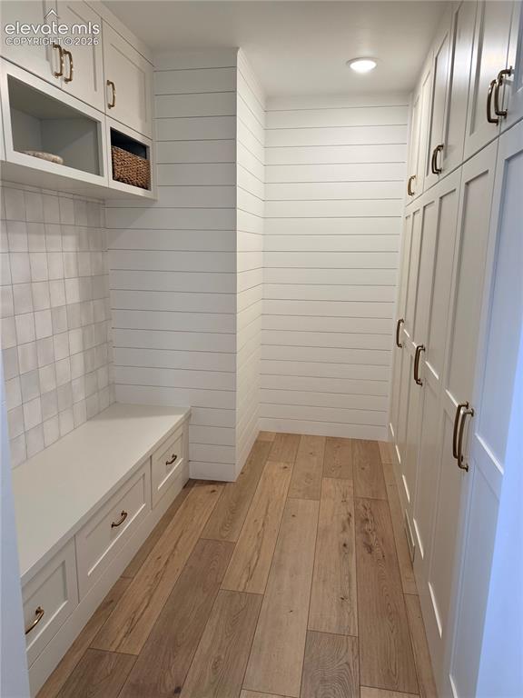Image 17 of 46: Kitchen