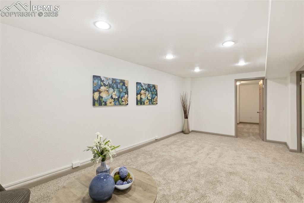 Image 32 of 41: Basement