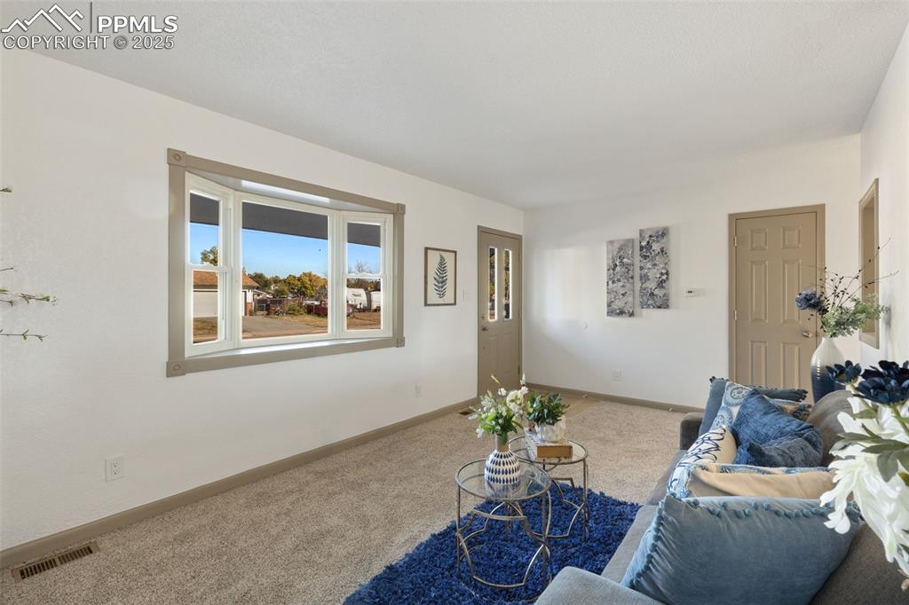 Image 5 of 41: Living Room