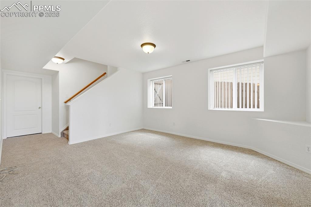 Image 30 of 41: New paint!