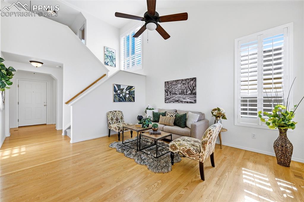 Image 6 of 41: Beautiful hardwoods throughout the main!