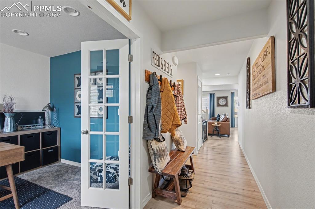 Image 3 of 38: Mud Room