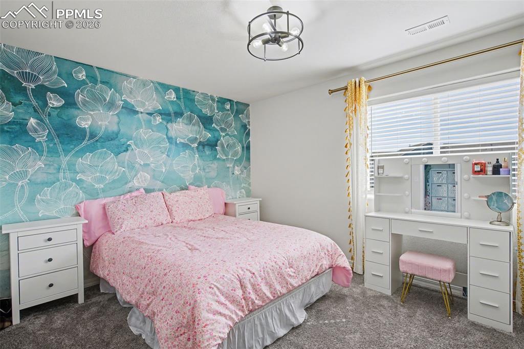 Image 33 of 38: Bedroom