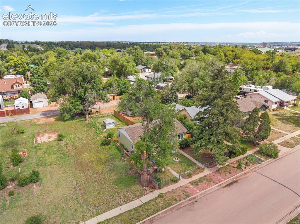 Image 28 of 32: Aerial view.