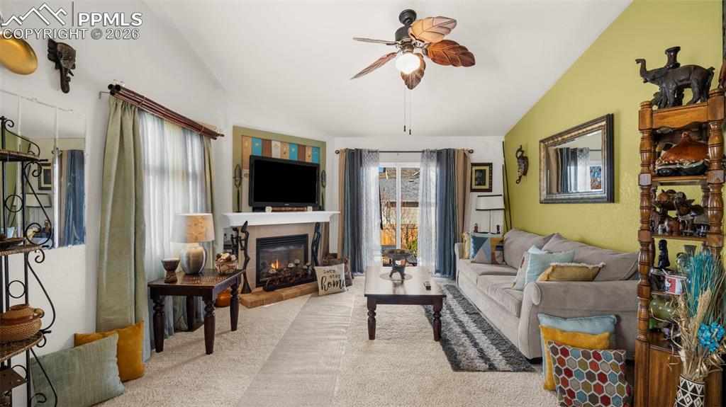 Image 20 of 33: Living Room