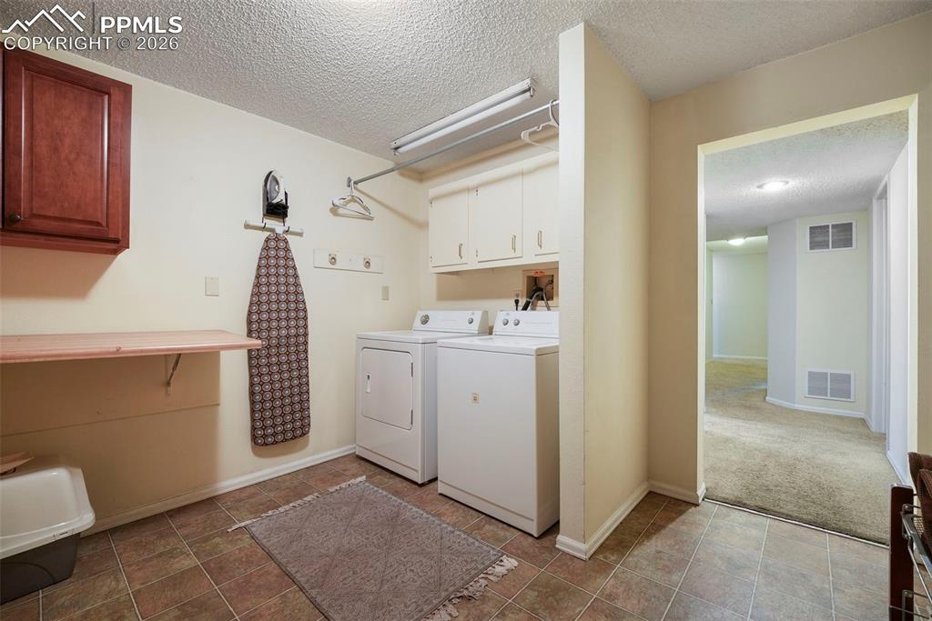 Image 37 of 44: Laundry