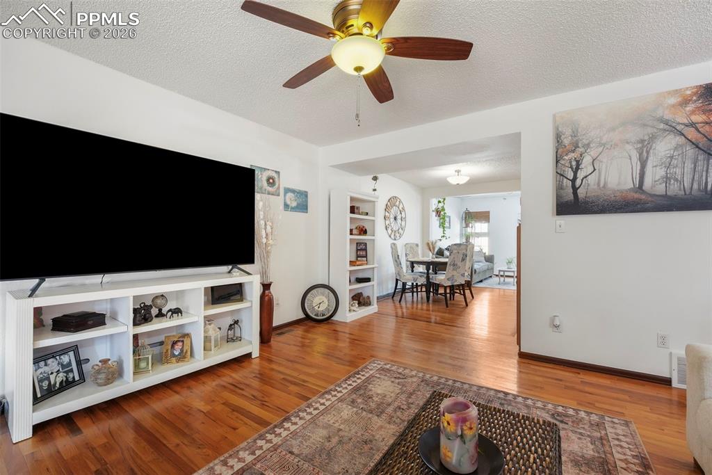 Image 6 of 44: Living Room