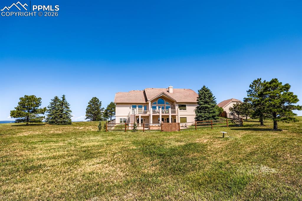 Image 38 of 50: Back of Structure