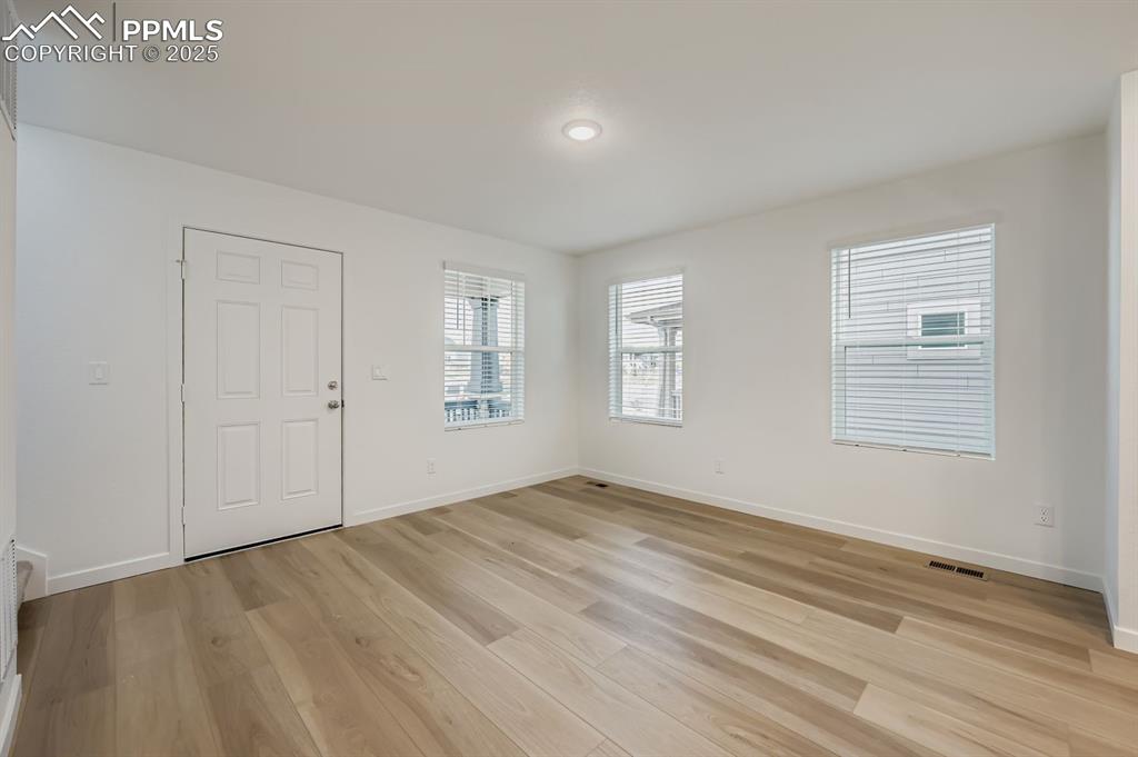 Image 2 of 12: Entry