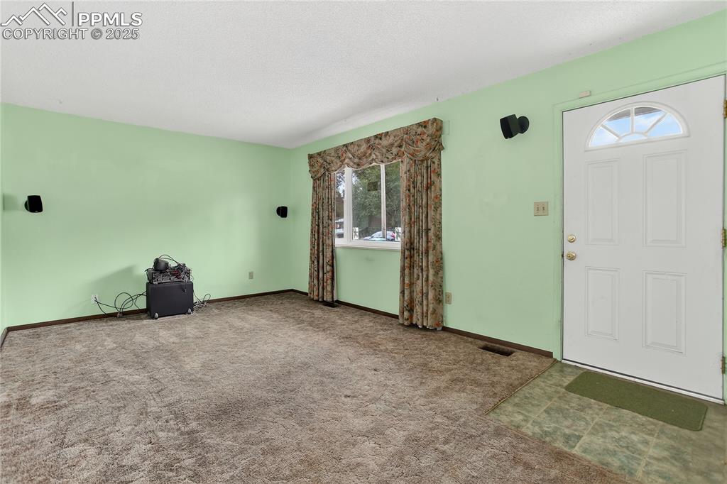 Image 2 of 15: Living room