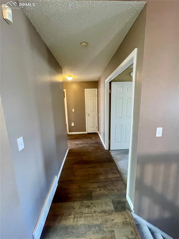 Image 4 of 29: Hallway