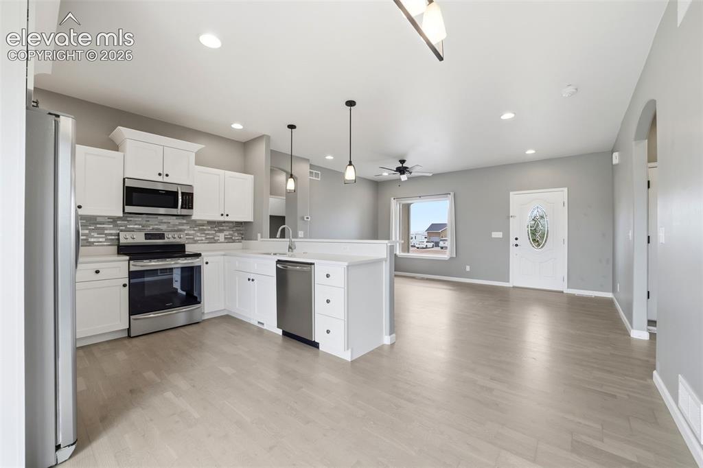 Image 12 of 29: Kitchen