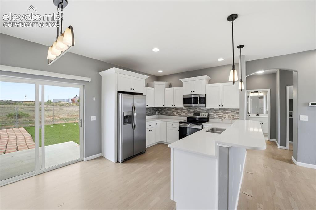 Image 8 of 29: Kitchen