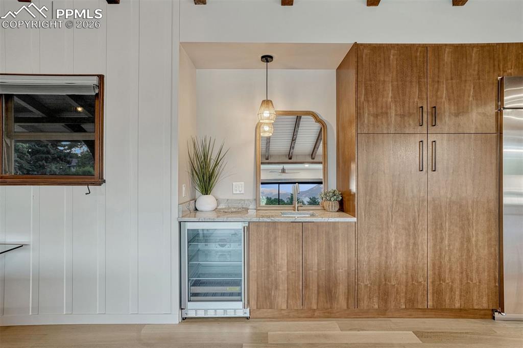 Image 34 of 46: Quartzite counters for bar area. 