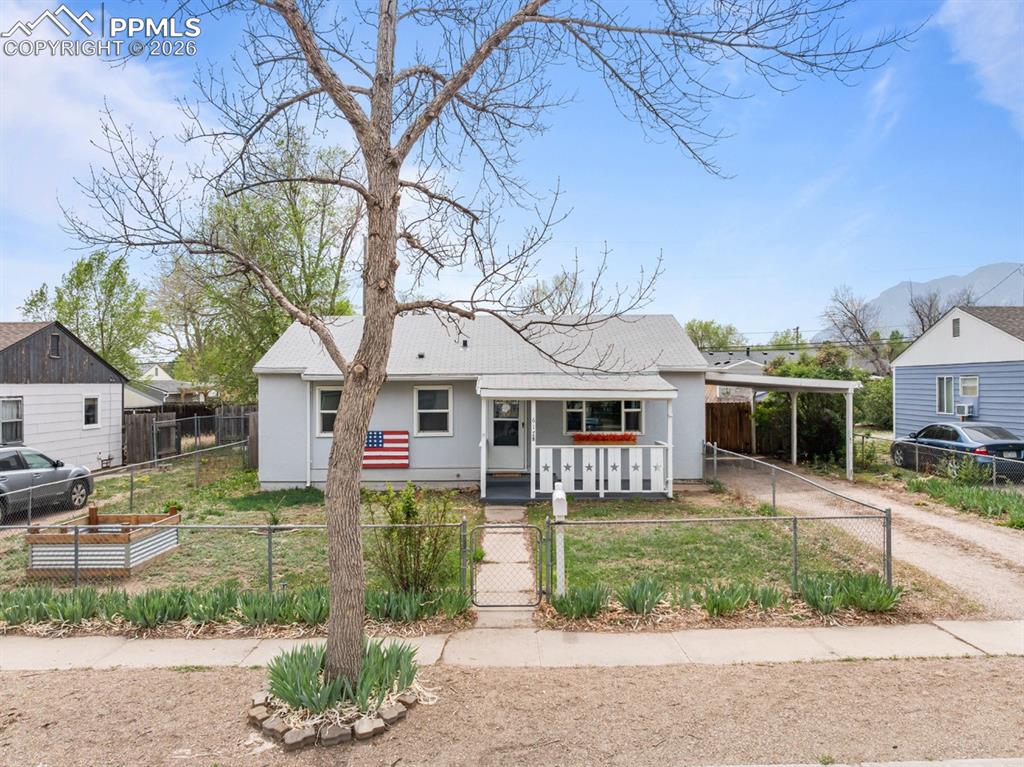 Image 1 of 32: Move-in ready rancher has so much to offer!