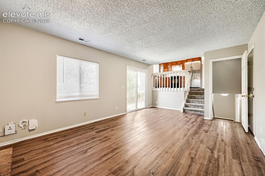 Image 17 of 31: Family Room