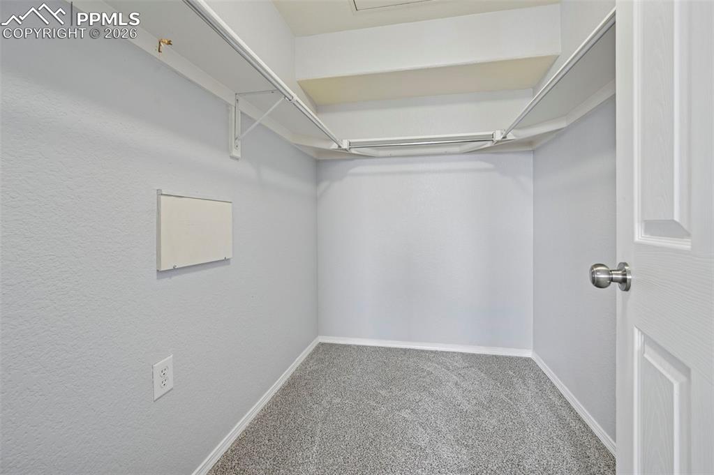 Image 13 of 29: Loft