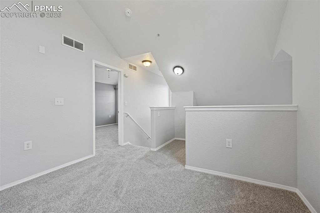 Image 15 of 29: Loft