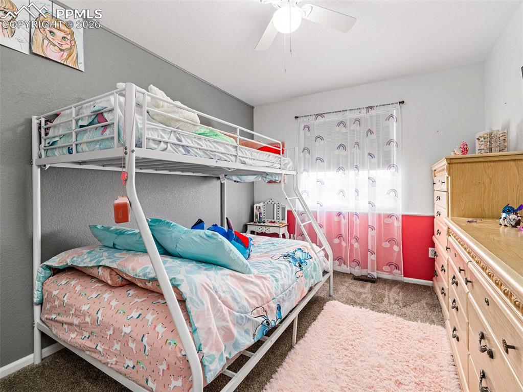 Image 15 of 25: Bedroom